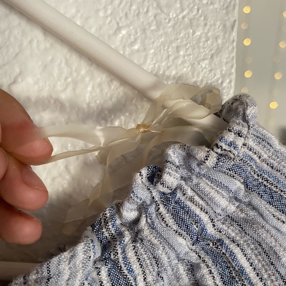 Aeropostale off the shoulder crop top - Picture 3 of 3